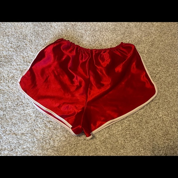 Vintage Retro Red Satin Shorts - Picture 2 of 6